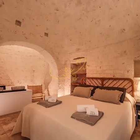 Vila Td Trulli Benedetta W Pool In Peaceful Nature Castellana Grotte