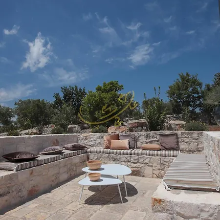 Td Trulli Benedetta With Pool In Peaceful Nature Villa