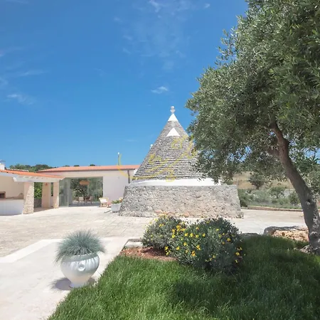 Td Trulli Benedetta With Pool In Peaceful Nature