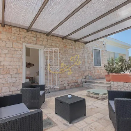 Td Trulli Benedetta W Pool In Peaceful Nature 别墅 卡斯特拉纳格罗泰