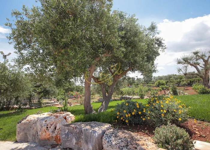 Вилла Td Trulli Benedetta W Pool In Peaceful Nature Кастеллана-Гротте